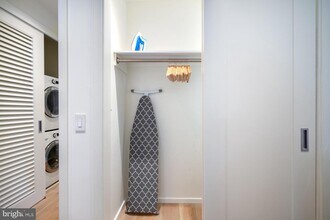 1650 Avon Pl NW-Unit -2 in Washington, DC - Building Photo - Building Photo