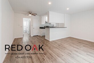 14831 Delano St in Los Angeles, CA - Building Photo - Building Photo