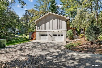 10 New Bern Dr in Fletcher, NC - Building Photo - Building Photo