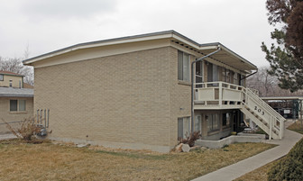 203 E Baird Ave Apartments