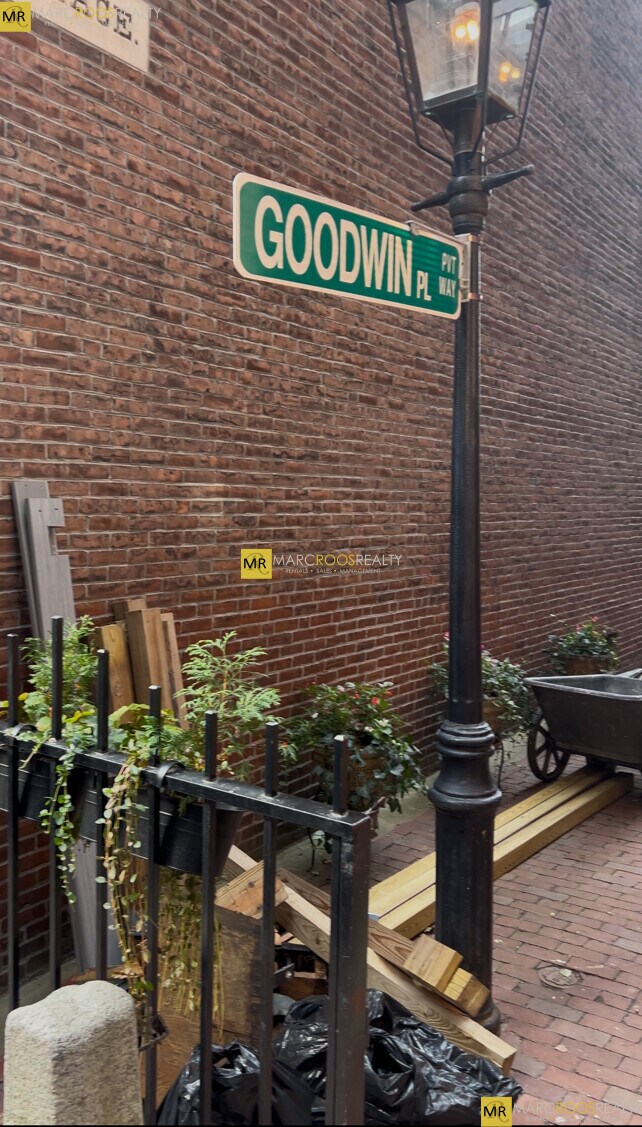 3 Goodwin Pl, Unit 4 in Boston, MA - Foto de edificio - Building Photo