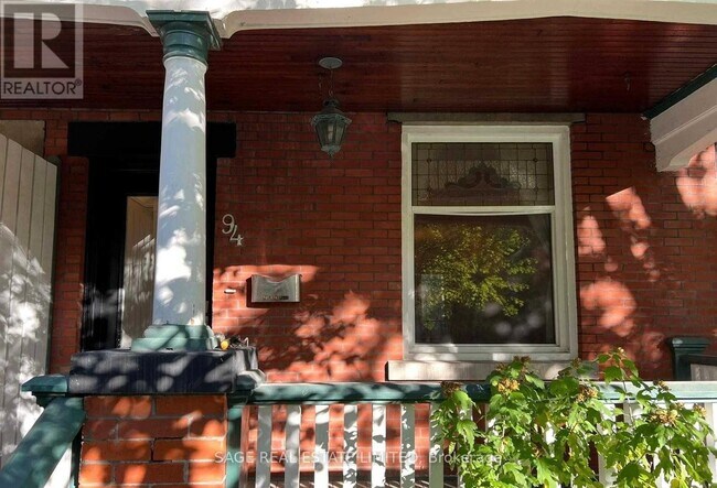 94 Wolfrey Ave in Toronto, ON - Building Photo - Building Photo