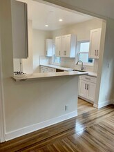 642 N Genesee Ave, Unit 642 in Los Angeles, CA - Building Photo - Building Photo