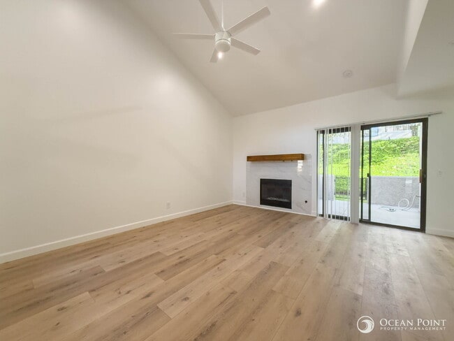 878 Paseo Tosamar in Camarillo, CA - Building Photo - Building Photo