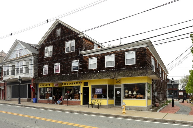 26 Child St