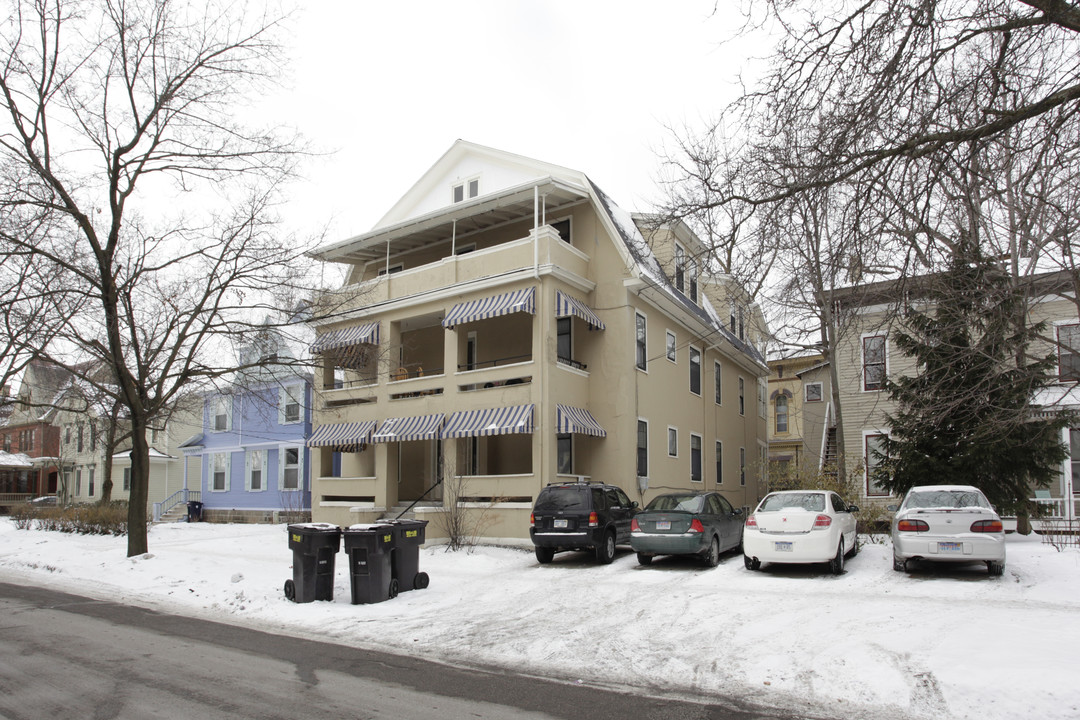 Heritage Hill Portfolio in Grand Rapids, MI - Foto de edificio