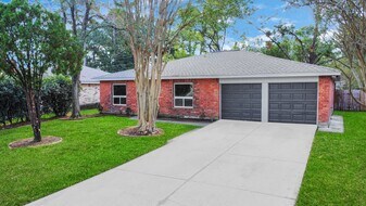 4414 Enchantedgate Dr in Spring, TX - Building Photo