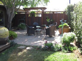 1129 Church Lane in Carpinteria, CA - Building Photo