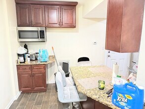 2817 N Clybourn Ave in Chicago, IL - Building Photo - Building Photo