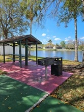 129 Camphor Cir, Unit F in Oldsmar, FL - Building Photo - Building Photo