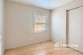 4 Joyce Ln in Streamwood, IL - Building Photo - Building Photo