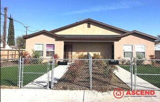 222 Harding Ave. in Bakersfield, CA - Building Photo