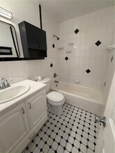 2240 NE Rustic Way in Jensen Beach, FL - Building Photo - Building Photo