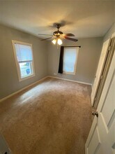619 N Carroll Blvd in Denton, TX - Building Photo - Building Photo