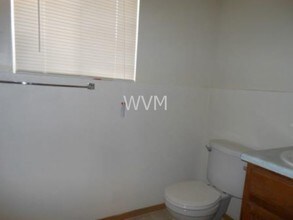 19013 E 16th Ave in Aurora, CO - Building Photo - Building Photo