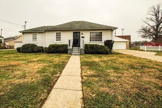 4022 Glenhurst Ave in Louisville, KY - Building Photo - Building Photo