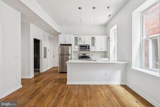 2529 Frankford Ave in Philadelphia, PA - Building Photo - Building Photo