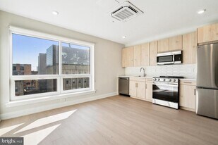 922 N Broad St in Philadelphia, PA - Building Photo