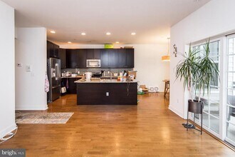 207 Brinley Ct in Philadelphia, PA - Building Photo - Building Photo