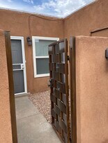 2604 Muriel St NE in Albuquerque, NM - Building Photo