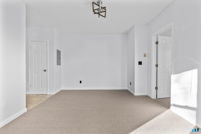 1380 Bank St in Waterbury, CT - Building Photo - Building Photo