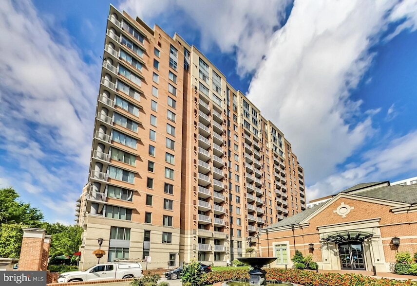 11710 Old Georgetown Rd, Unit 1012 in North Bethesda, MD - Building Photo