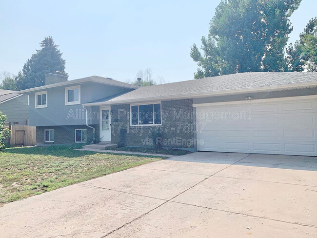 property at 2818 Dusk Dr