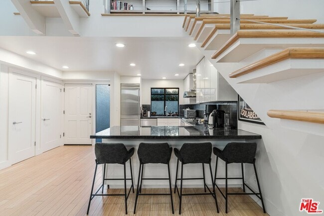 940 14th St in Santa Monica, CA - Building Photo - Building Photo