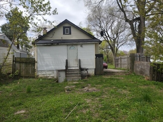 448 Cameron Ave in Pontiac, MI - Foto de edificio - Building Photo