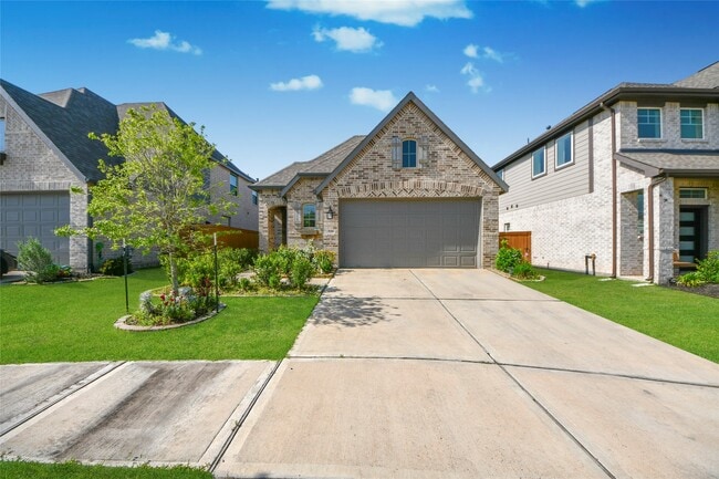 property at 920 Pismo Crk Ln