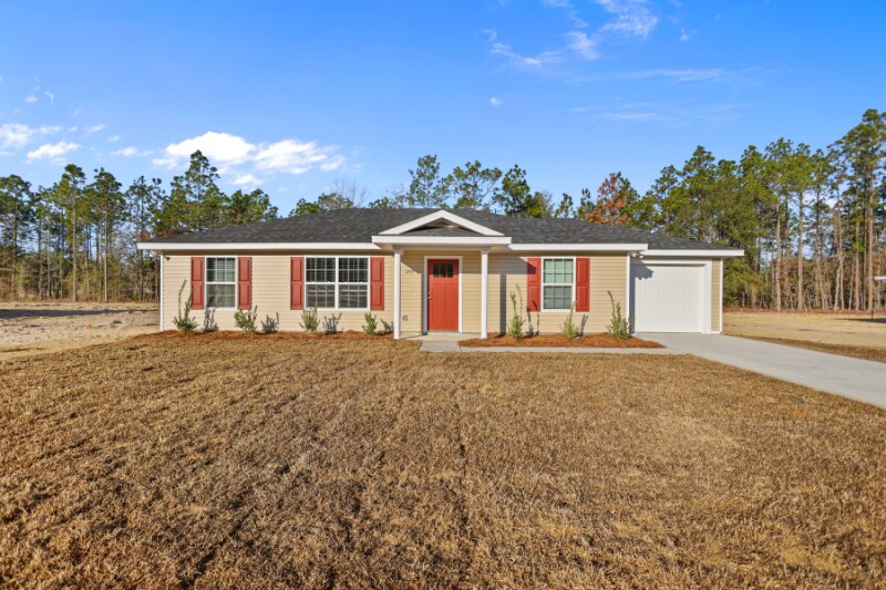 207 Pine Ridge Rd in Jesup, GA - Foto de edificio