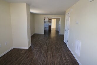 833 Dale St in Kingsport, TN - Foto de edificio - Building Photo