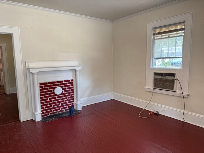 property at 706 Nashville Rd