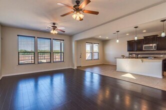 10108 Wading Pool Path in Austin, TX - Building Photo - Building Photo