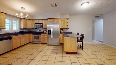 2080 E Greenway Dr in Tempe, AZ - Building Photo - Building Photo