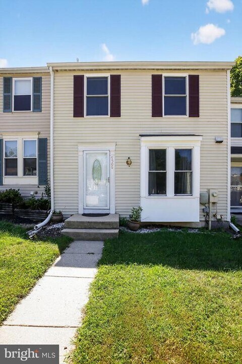 7506 Summer Blossom Ln in Columbia, MD - Building Photo