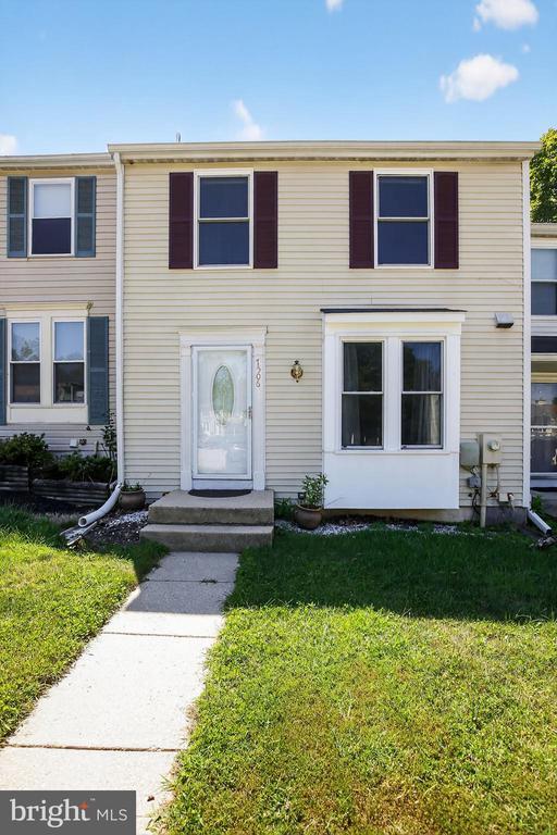 property at 7506 Summer Blossom Ln