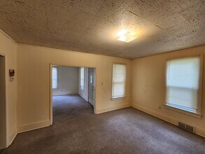 716 Main St in Neenah, WI - Building Photo - Building Photo