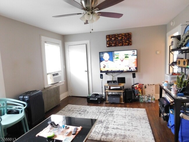 176 Totowa Rd in Totowa, NJ - Building Photo - Building Photo