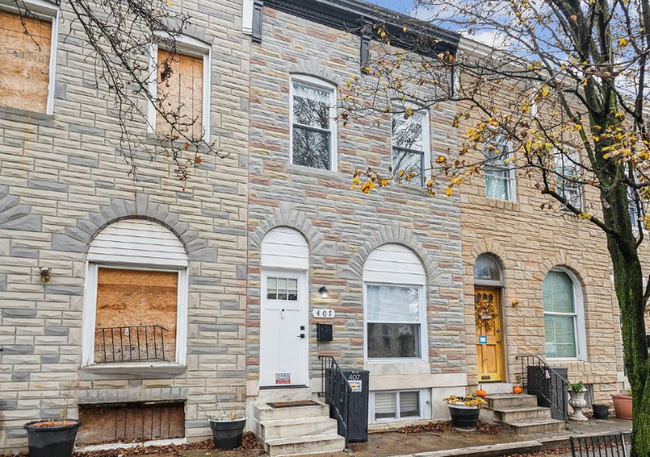 property at 407 N Lakewood Ave