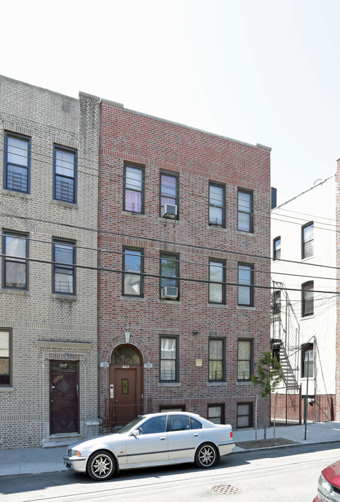 756 S Oak in Bronx, NY - Building Photo