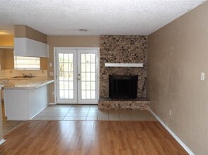 6407 SW Brookline Ave in Lawton, OK - Building Photo - Building Photo