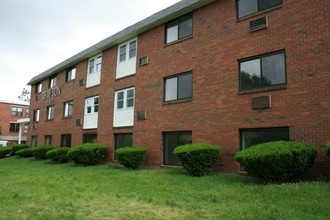 Grafton Place in Hartford, CT - Building Photo - Building Photo