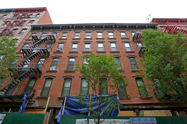 170 Mulberry St in New York, NY - Building Photo - Building Photo