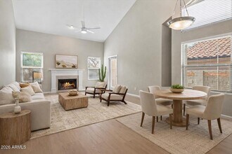 10059 E Sheena Dr in Scottsdale, AZ - Building Photo - Building Photo