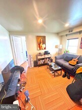 1710 W Girard Ave in Philadelphia, PA - Building Photo - Building Photo