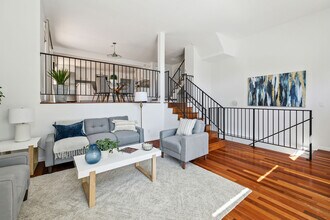 312 N Francisca Ave, Unit 1 in Redondo Beach, CA - Foto de edificio - Building Photo