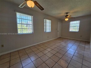 11035 SW 56th St in Miami, FL - Building Photo - Building Photo
