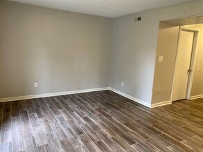 864 Old Hickory Blvd in Jackson, TN - Building Photo - Building Photo