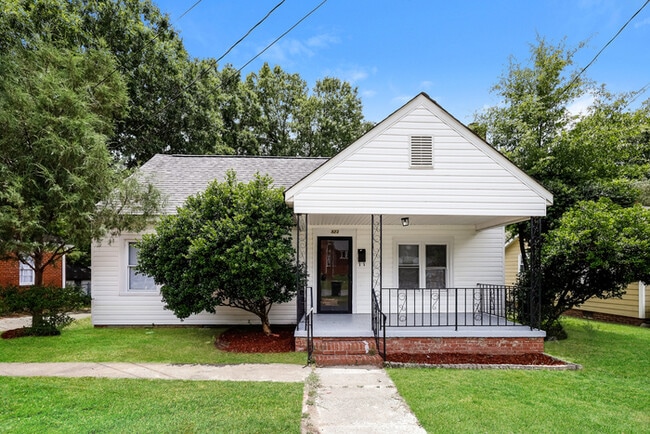 property at 523 Engleside St